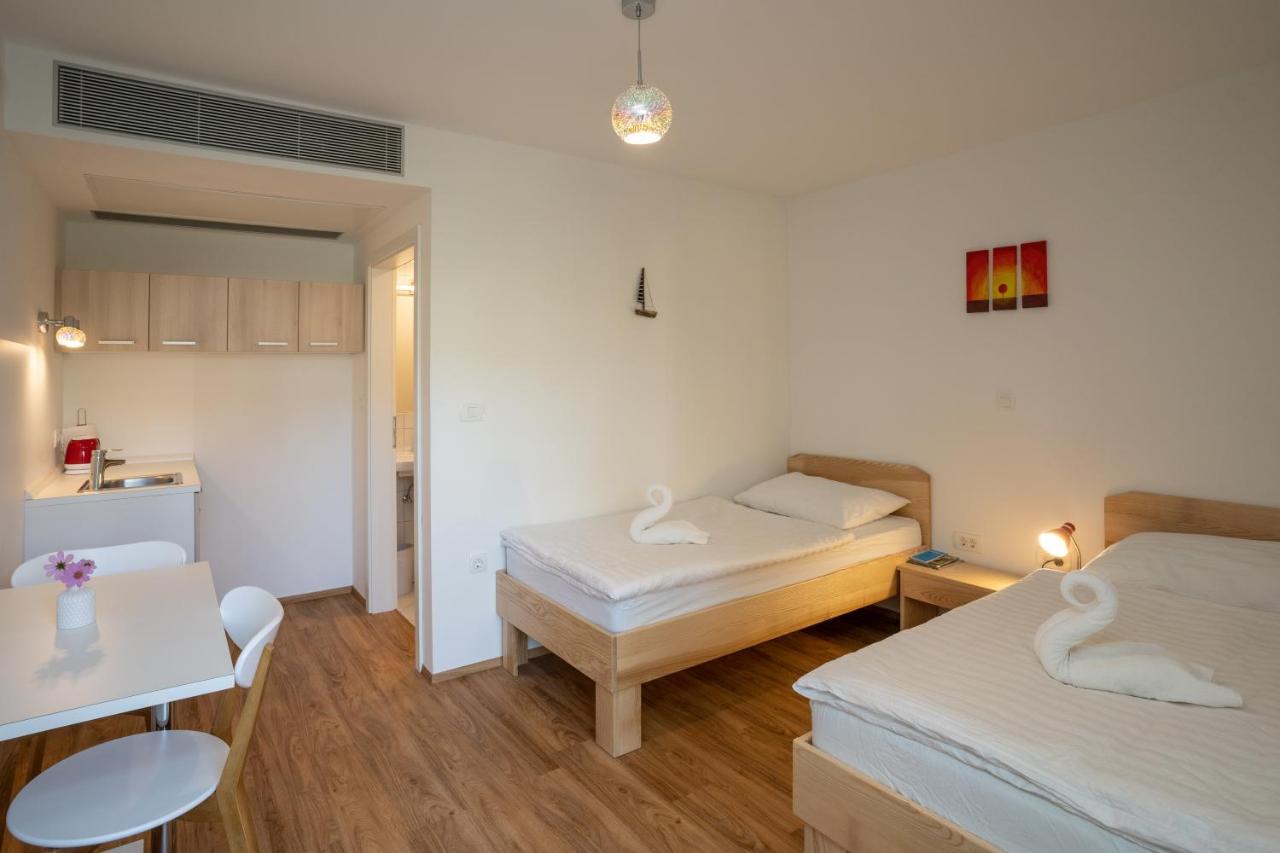 Accommodation Baron Ljubljana Exterior photo